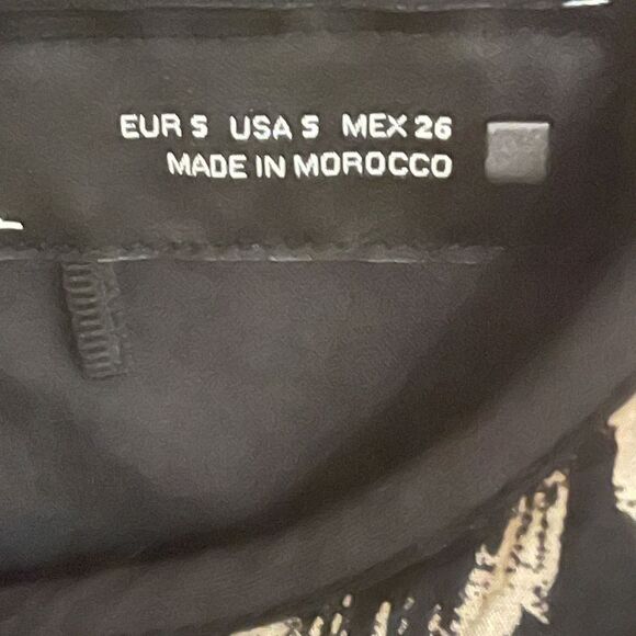 Brand new jacket - Picture 3 of 3